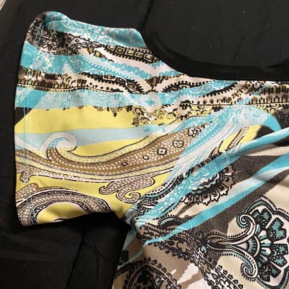 Stylish Women's Paisley Print Top - Picture 6 of 9